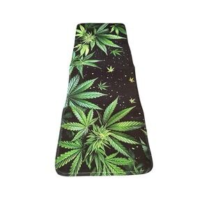 NEW novelty home decor rug  420 leaf long runner padded 46x15.5 inches